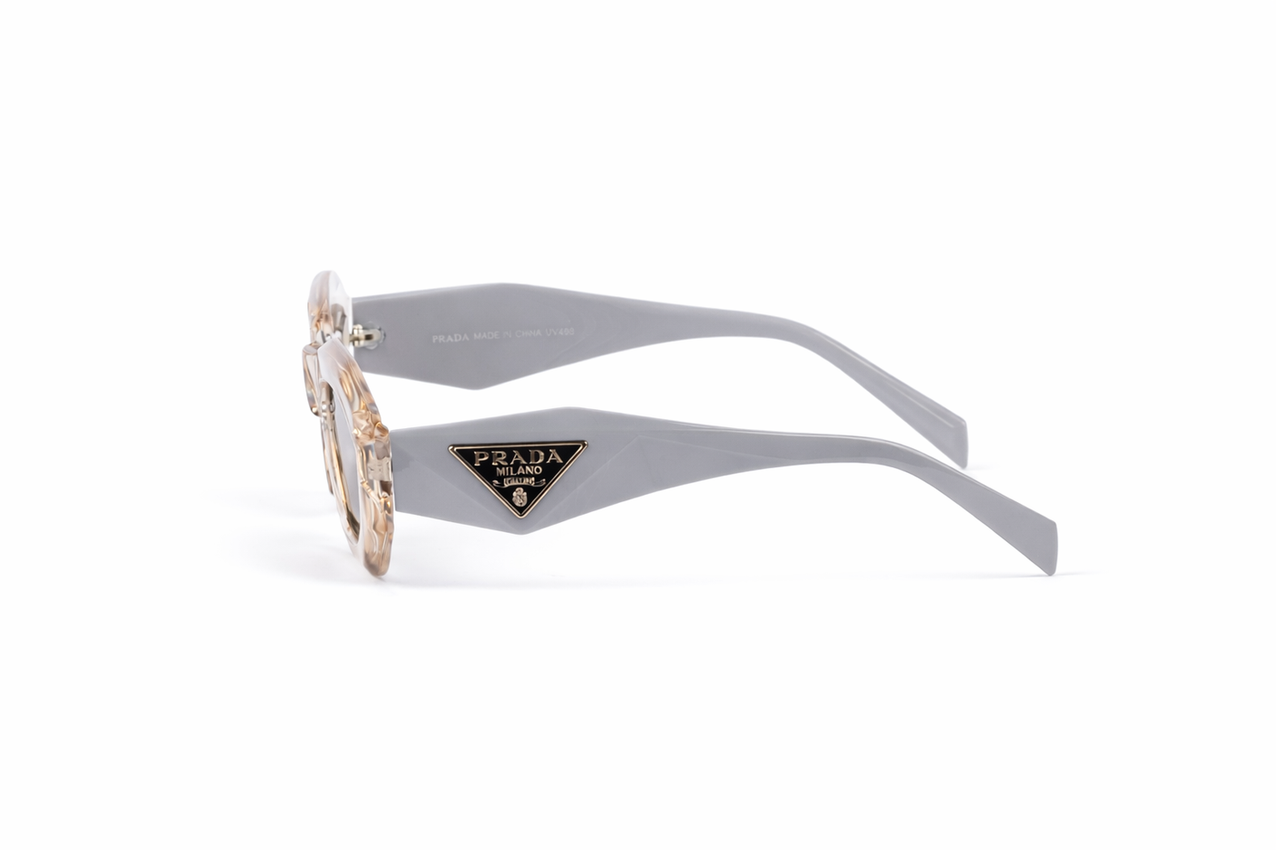 The Contemporary Geometric Sunglasses – Crystal &amp; Grey Edition VZ-046