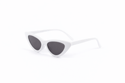The Retro Cat-Eye Sunglasses – White Edition VZ-049