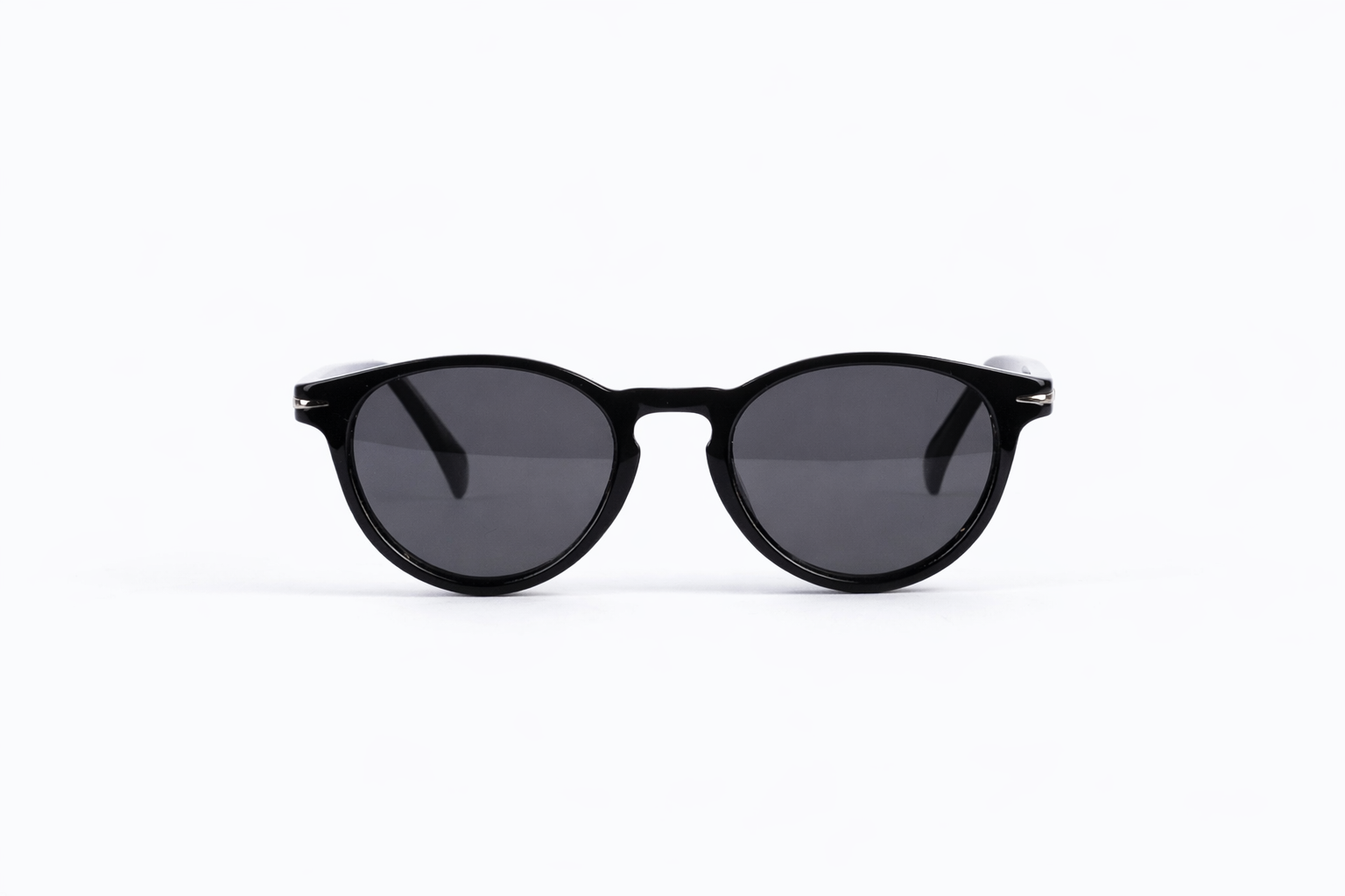 The Classic Rounded Sunglasses – Glossy Black Edition VZ-055 Secondary image