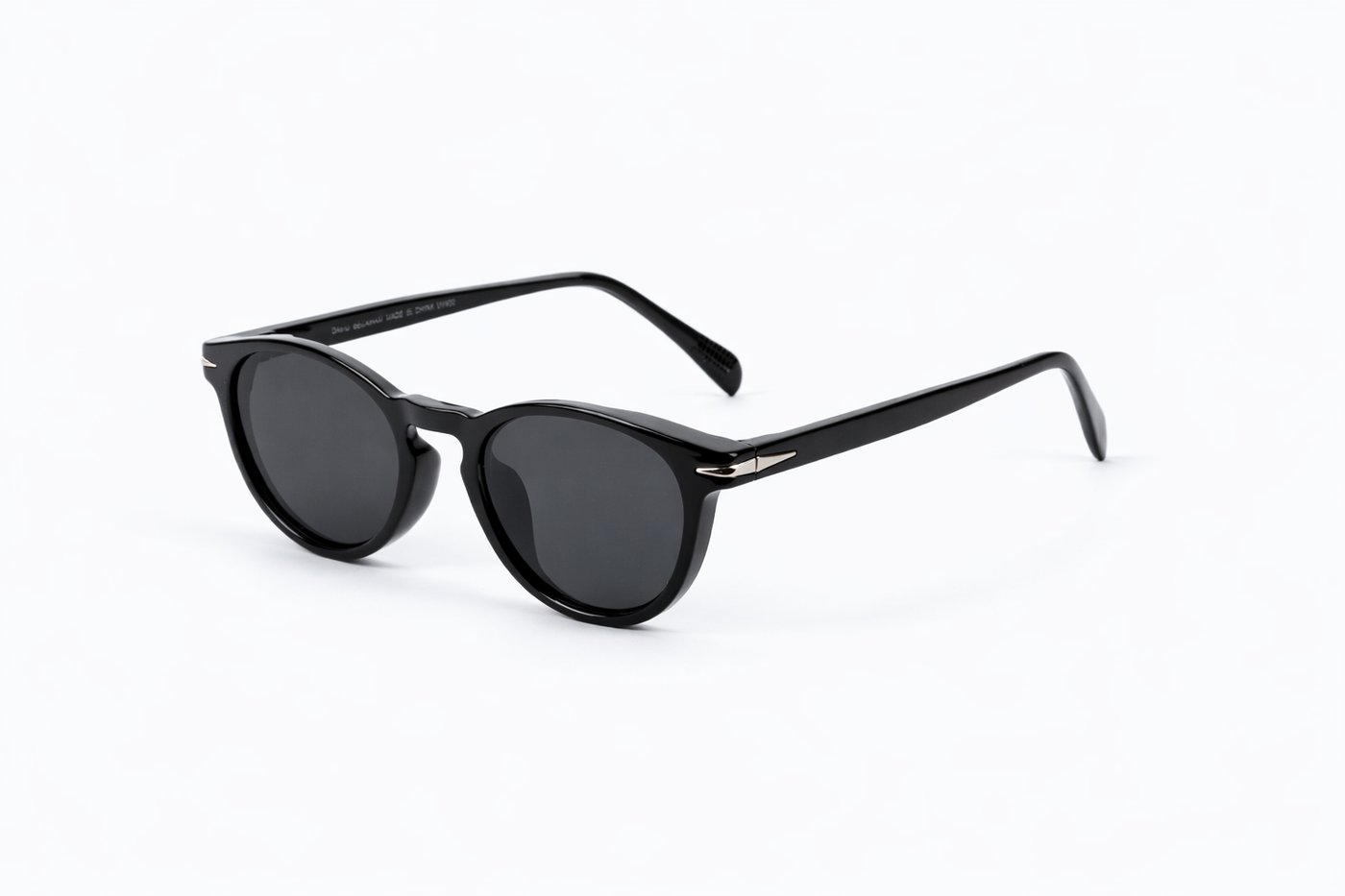 The Classic Rounded Sunglasses – Glossy Black Edition VZ-055