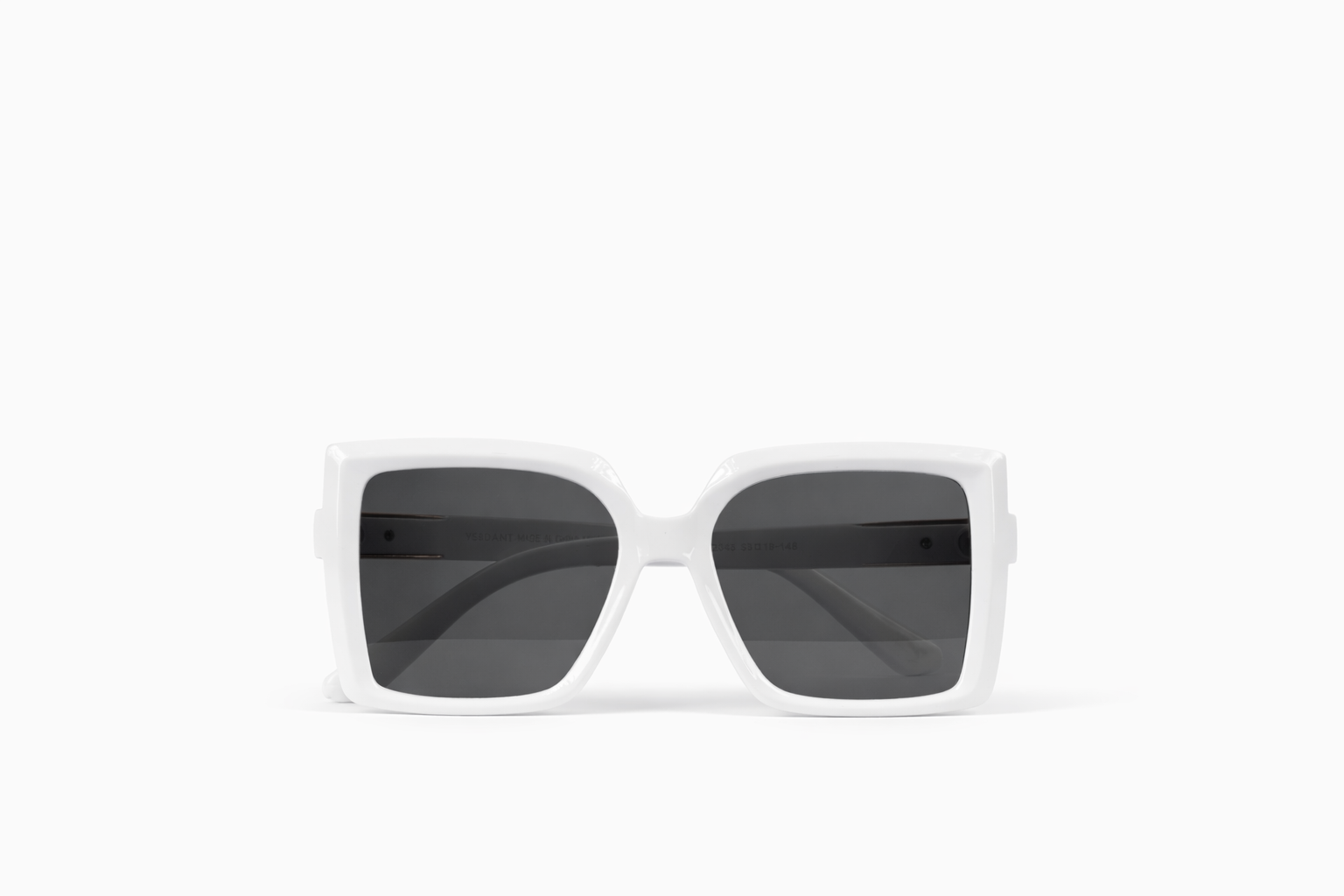 The Classic Oversized Square Sunglasses – White Edition VZ-036 Secondary image