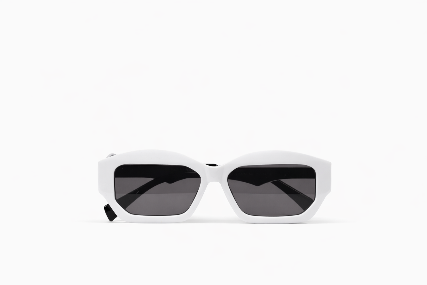 The Luxury Angular Sunglasses – White Edition VZ-038