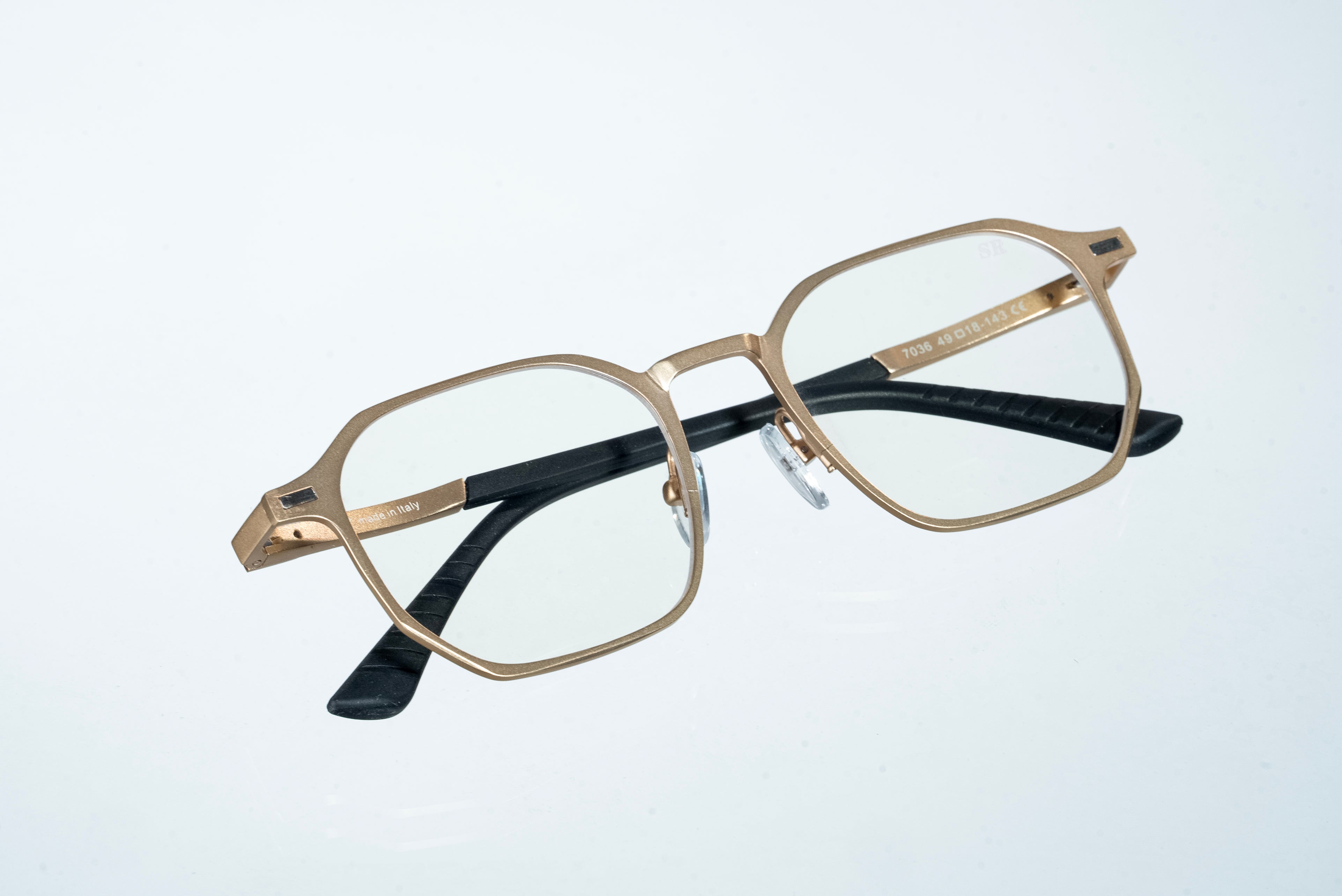 The Modular 3-Lens Magnetic Eyewear VZ-061 Secondary image