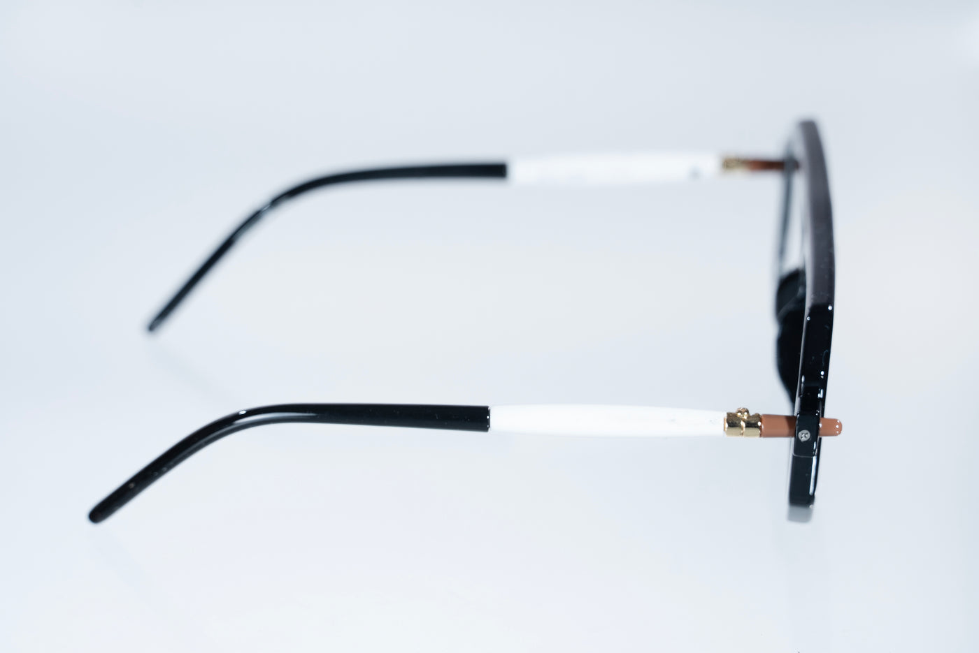 The Luxury Octagonal Sunglasses – Black &amp; White Edition VZ-47