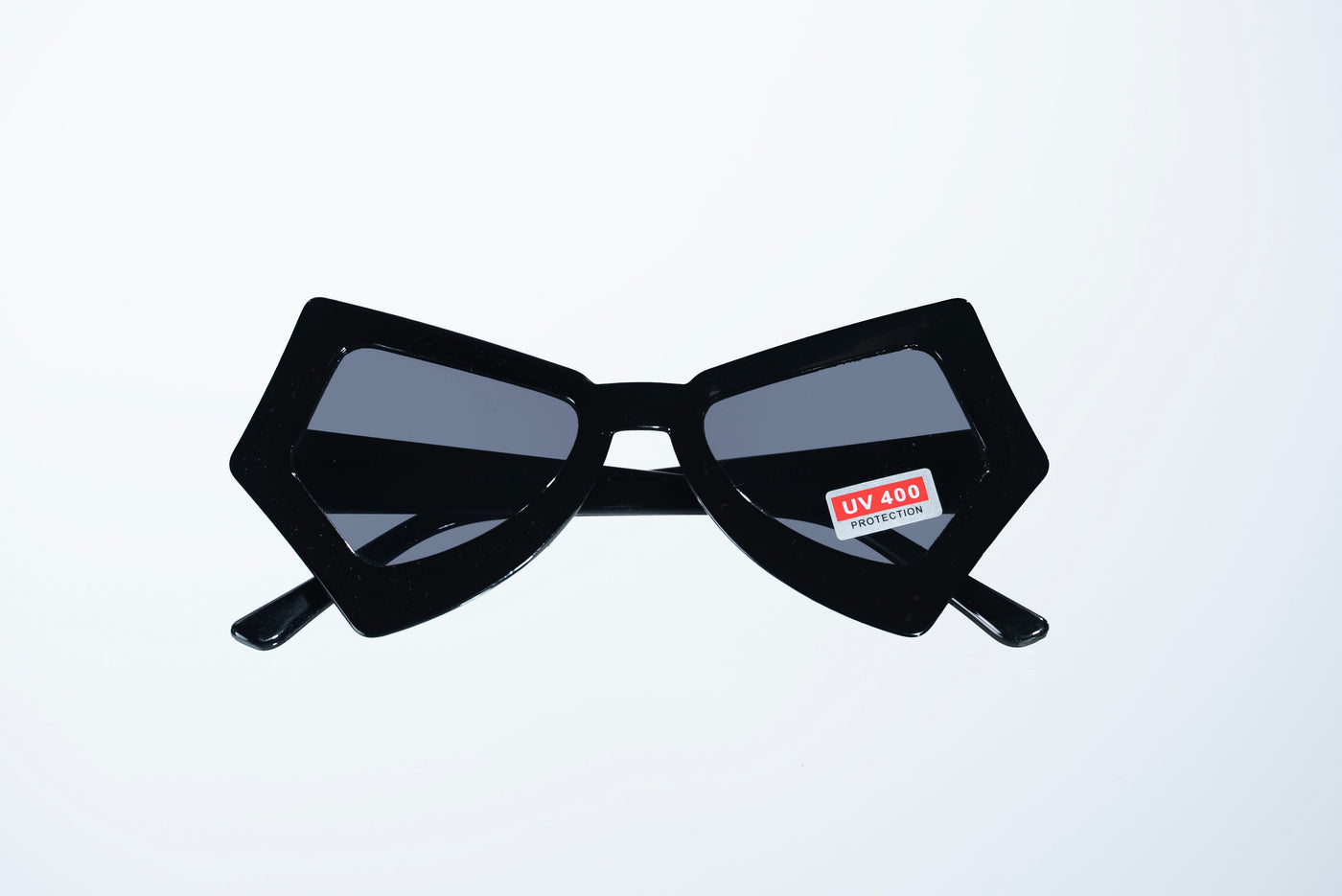 The Luxury Geometric Cat-Eye Sunglasses – Black Edition VZ-51